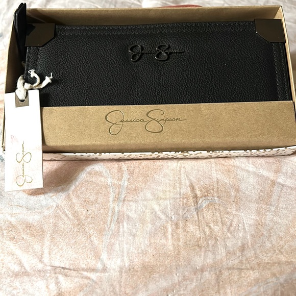 Jessica Simpson wallet - Picture 1 of 2